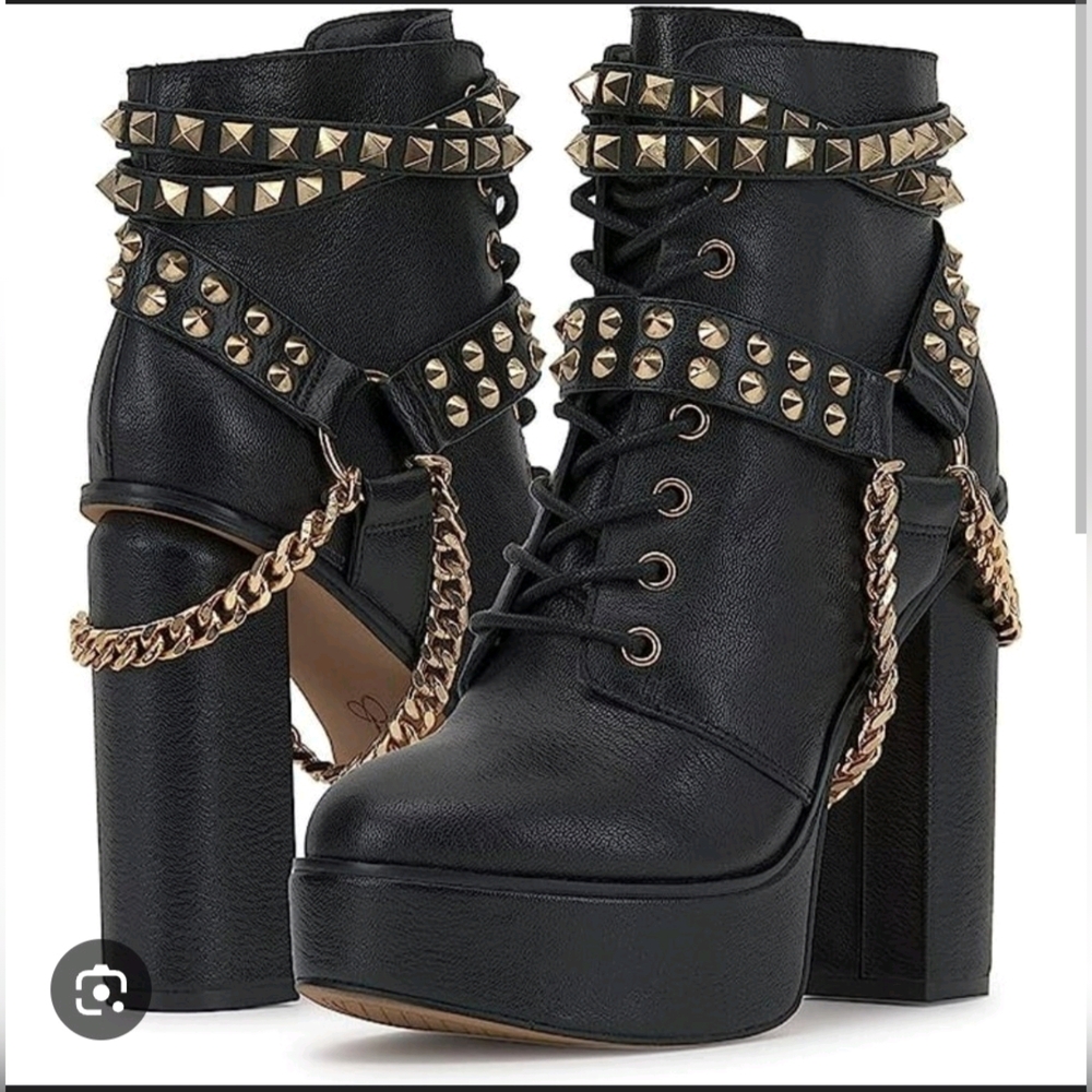 NWT! Jessica Simpson Studded Black Platform Ankle Boots